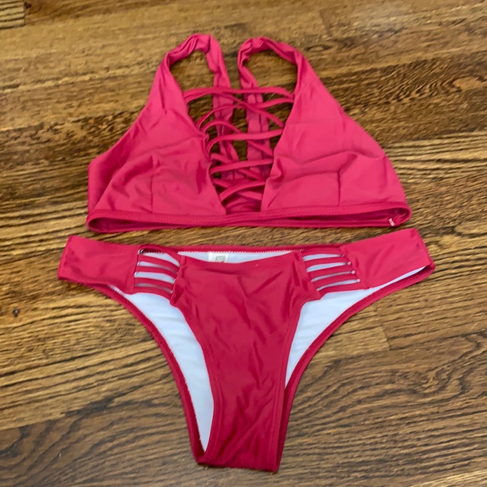 Cupshe Maroon Strappy Bikini